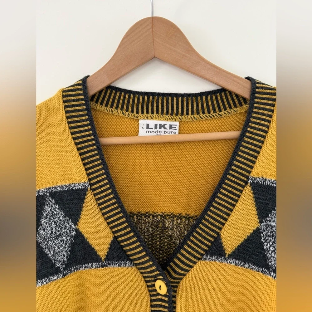 i Like Mode Pure Abstract Cardigan, size medium. - Picture 7 of 8